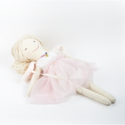 Lala Helenka w różowej tiulowej sukience