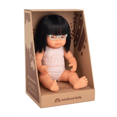 Lalka Miniland dziewczynka w okularkach Azjatka 38 cm