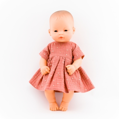 Sukienka dla lalki Miniland z muślinu w kolorze morelowym