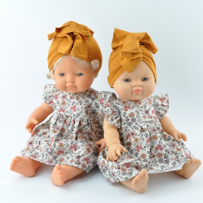 Miniland 38, szara sukienka, turban dla lalki